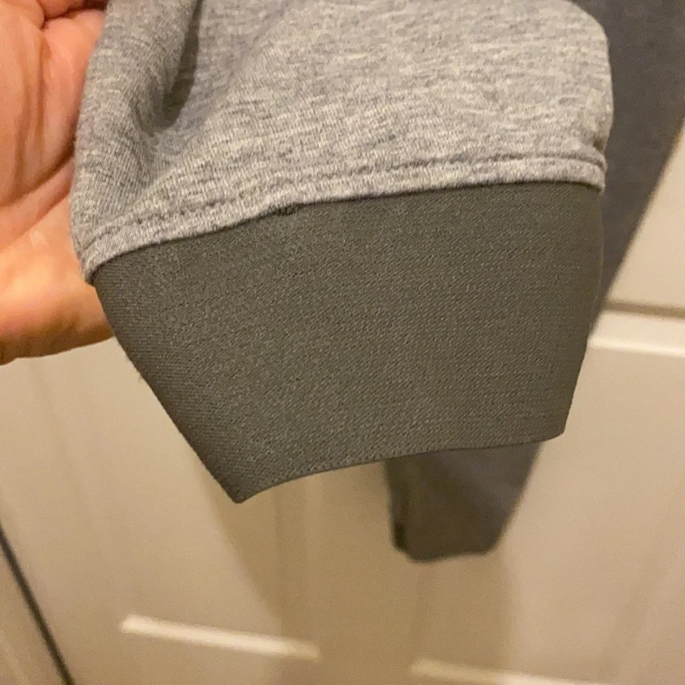 Gymshark Lightweight Joggers Size L Gray - Picture 4 of 9